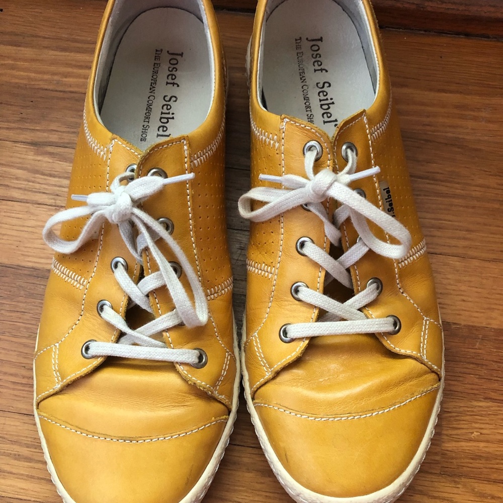 Josef Seibel Sneakers - Yellow